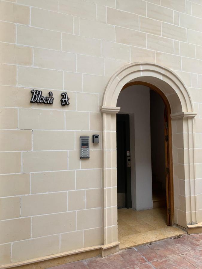 شقة Marble Arch Apt - St Julians سانت جوليان المظهر الخارجي الصورة
