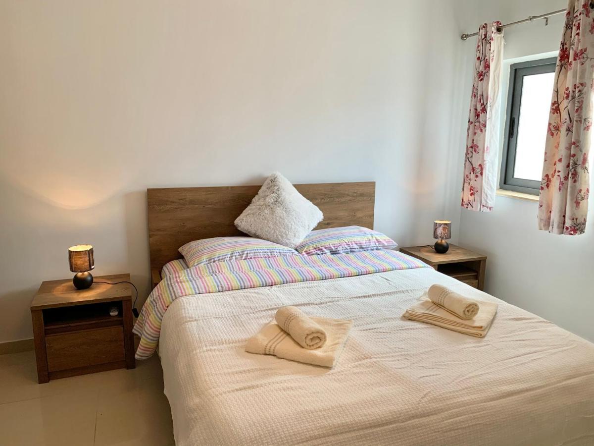 شقة Marble Arch Apt - St Julians سانت جوليان المظهر الخارجي الصورة